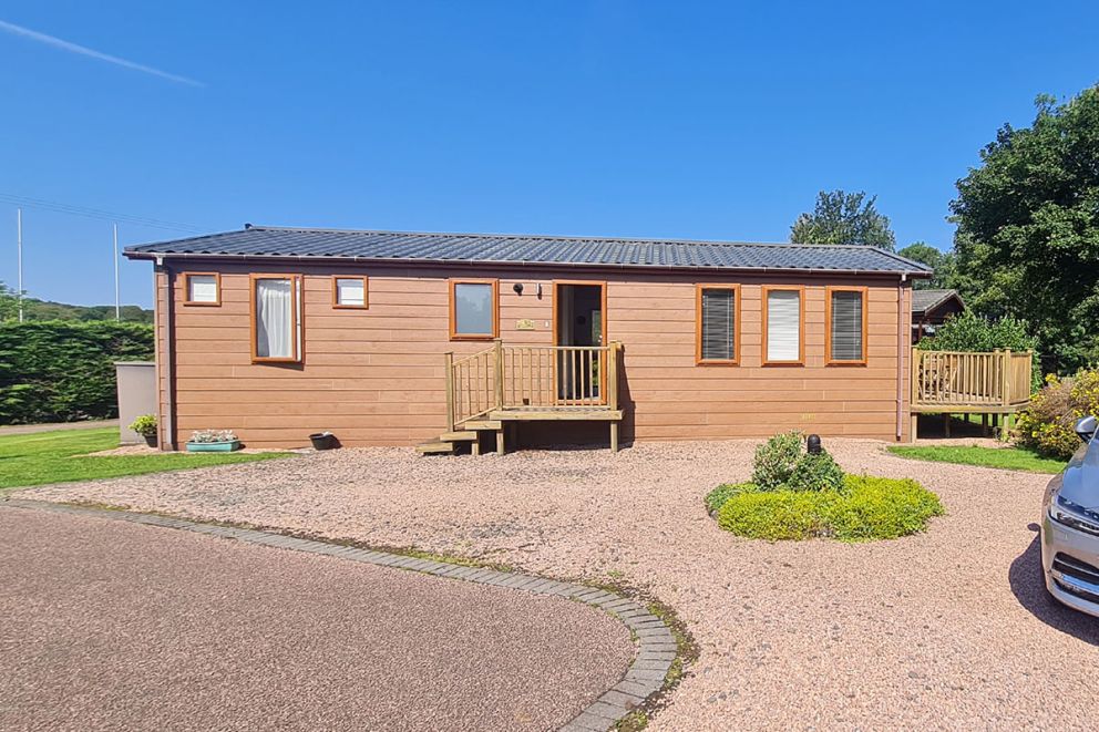 5 Braidhaugh Park