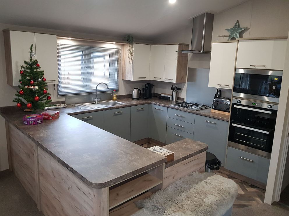 Polzeath Heights, Juliots Well Lodge Retreat
