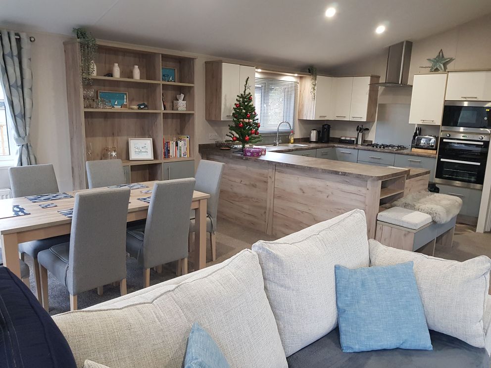 Polzeath Heights, Juliots Well Lodge Retreat