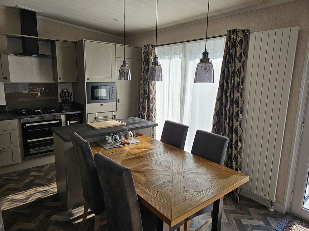 17 Meadow View, Crowhurst Park
