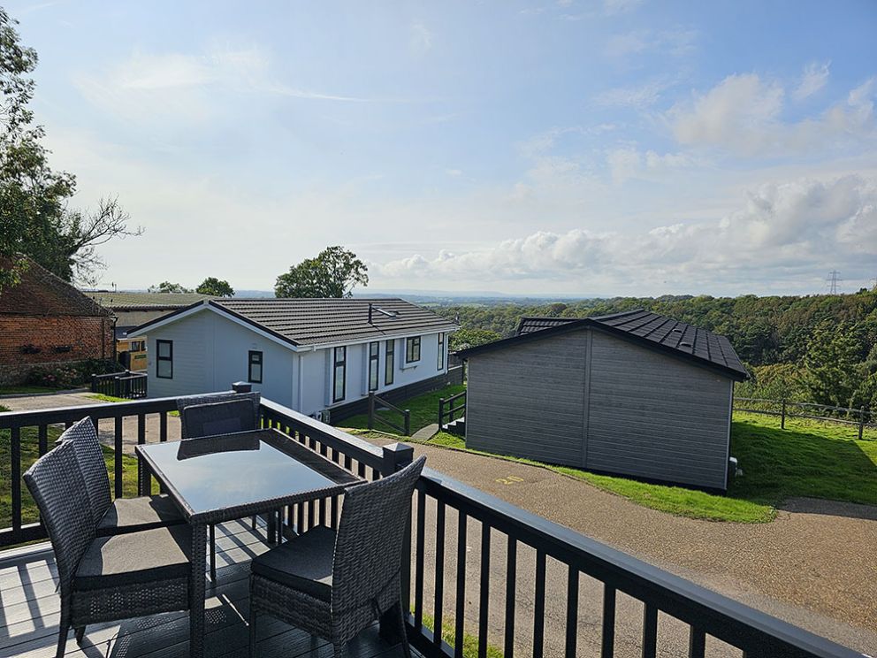 17 Meadow View, Crowhurst Park