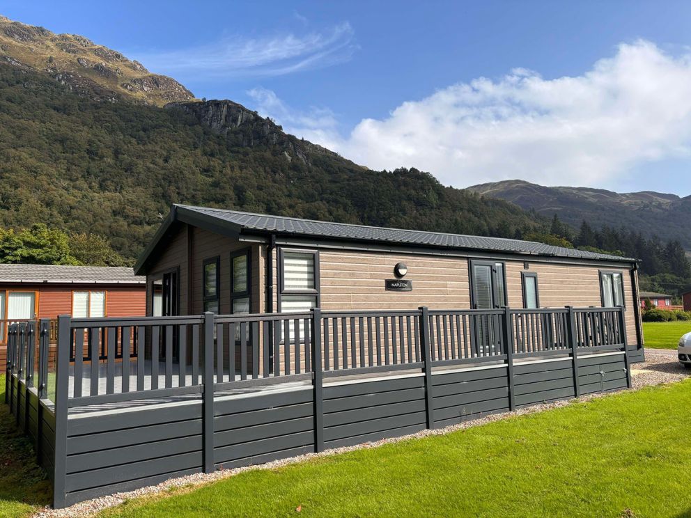 36 Loch Eck Country Lodges