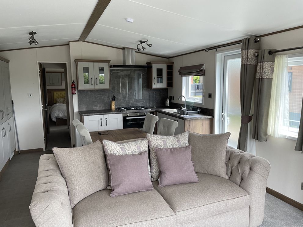 Kingfisher, Appletree Holiday Park