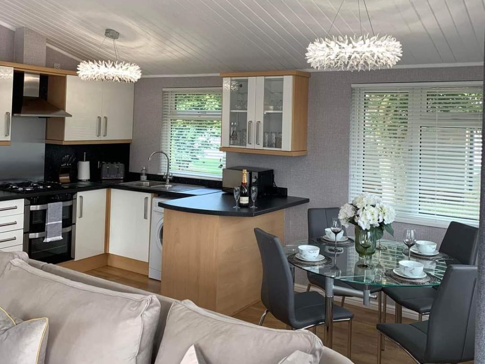 6 Redwood, Flamingo Land Resort